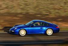 Porsche 911 - Carrera 4 (2004)